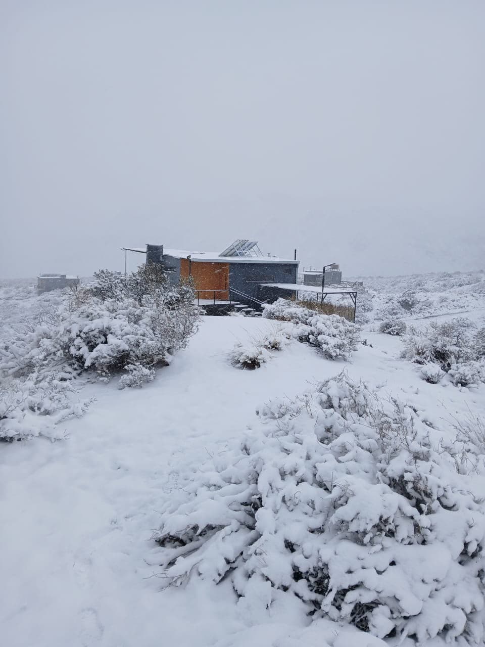 Cabaña de En Lo Alto nevada